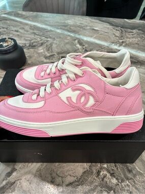 CHANEL Pink & White Canvas Low-Top Sneakers